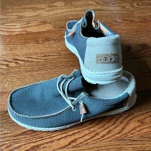 Men’s Hey Dude shoes size 14